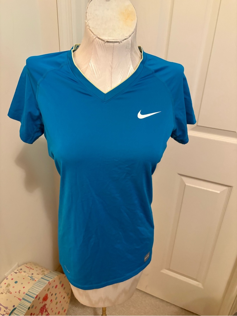 Nike Women's Blue Dri-FIT V-Neck Athletic Tee medium
